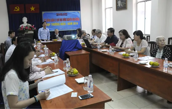 Năm 2016: Quỹ học bổng Nguyễn Văn Hưởng trao 890 triệu đồng giúp HS, SV ngành y, dược