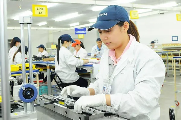 Muốn dẫn đầu, phải đồng hành