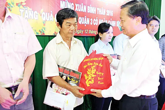 Để công nhân có tết