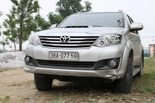 Giám đốc rút súng điện đe dọa sau tai nạn giao thông bị phạt gần 20 triệu đồng