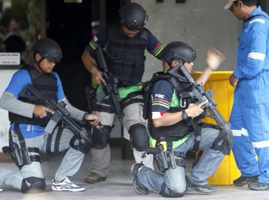 Indonesia phá 3 âm mưu khủng bố