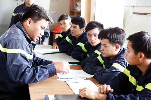 “Kình ngư” cứu nạn