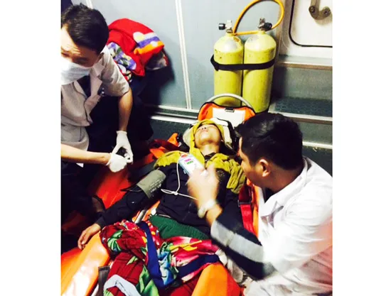 Tàu SAR 274 cứu nạn thành công ngư dân lên cơn đau tim trên biển