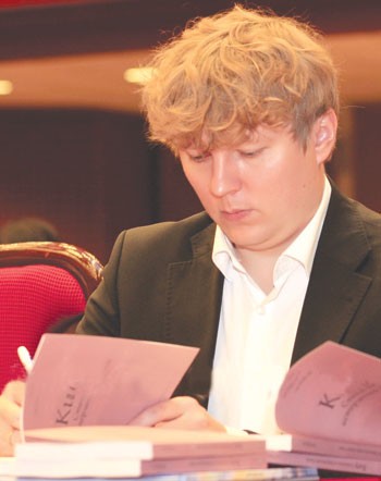 New readership: Translator Vasili Popov is one of two people who translated the Tale of Kieu into Russian, aiming to promote the prominent author Nguyen Du's work in Russia. — Photo Vietnam Pictorial