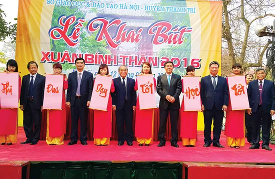 Hà Nội: Khai bút đầu xuân