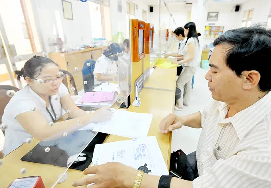 Bài 2: Cải cách hành chính - Cần những việc làm thiết thực, phục vụ dân