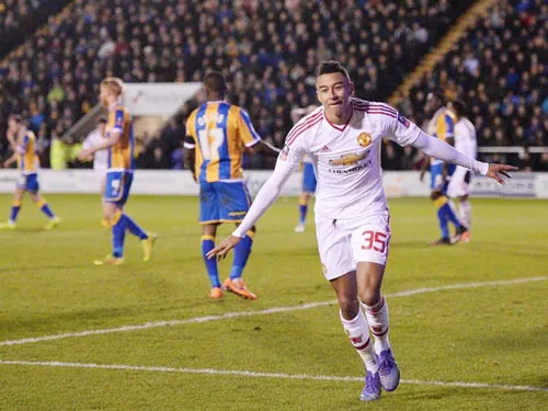 Vòng 26 - Serie A: Napoli bị AC Milan cầm hòa 1 - 1 ảnh 2