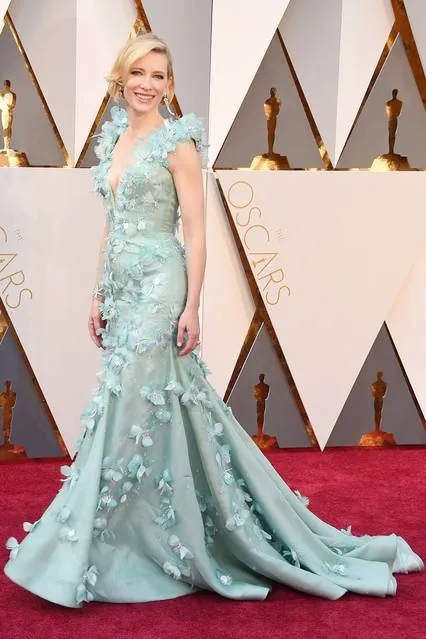 Sàn diễn Oscar 2016: Thời trang mềm mại ảnh 10