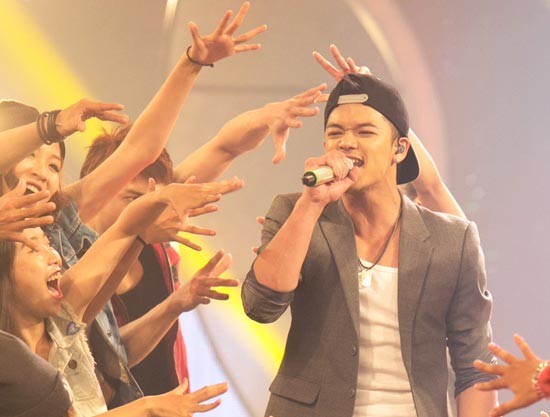 Trong Hieu, a Vietnamese-German youth wins the sixth season of Vietnam Idol in 2015.