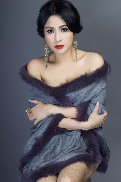 Singer Thanh Lam