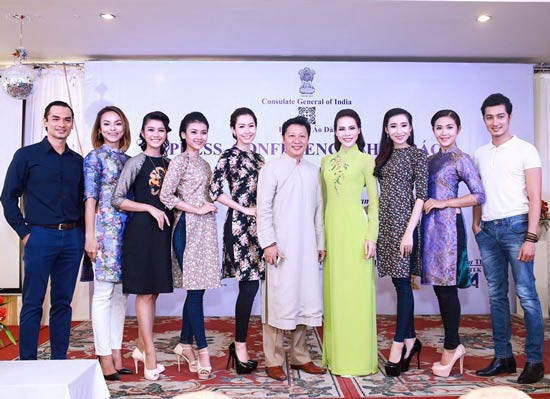 Vietnamese models take part in the fashion show