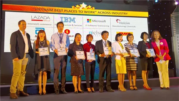 Microsoft Việt Nam  đầu top “100 nơi làm việc tốt nhất Việt Nam”