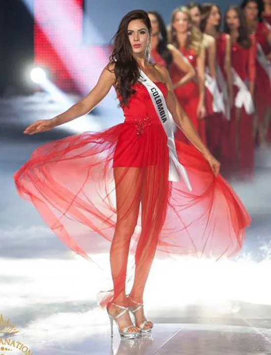 Lan Khuê trượt top 20 Hoa hậu đẹp nhất thế giới năm 2015 ảnh 12