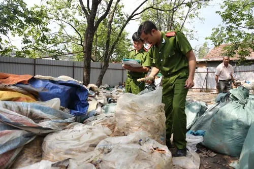 Tạm giữ hơn 12 tấn măng ngâm ủ chưa rõ nguồn gốc