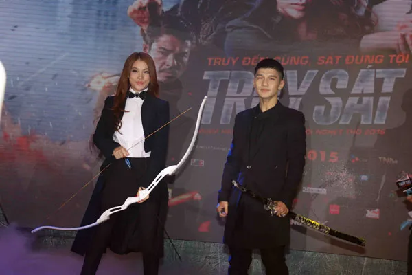 "Truy sát" ra mắt, Trương Ngọc Ánh và Kim Lý được fan vây kín ảnh 5