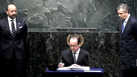 Lễ ký kết Hiệp định Paris: Dấu mốc trong nỗ lực bảo vệ Trái đất