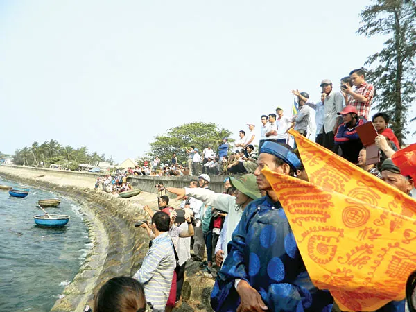 Nét đẹp Lễ khao lề thế lính Hoàng Sa ảnh 3