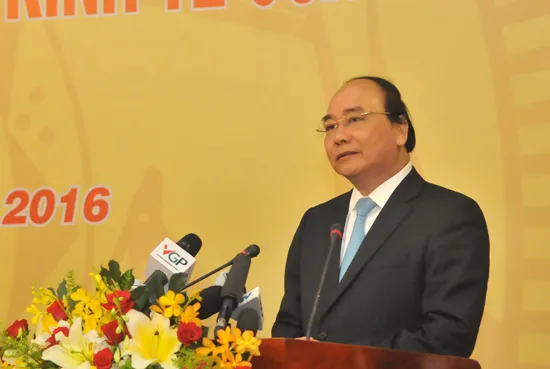 Phải lấy dân và doanh nghiệp làm đối tượng phục vụ