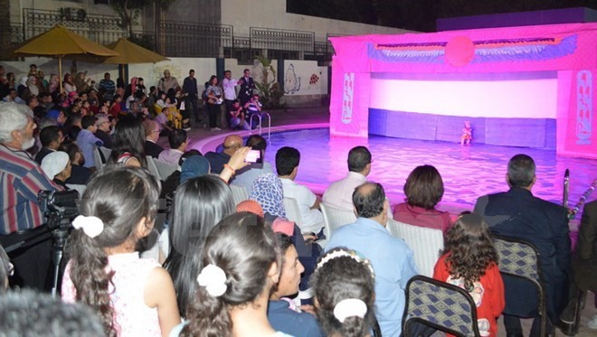 Scene at the water puppetry performance of Isis and Osiris in Egypt. (Photo: VNA)