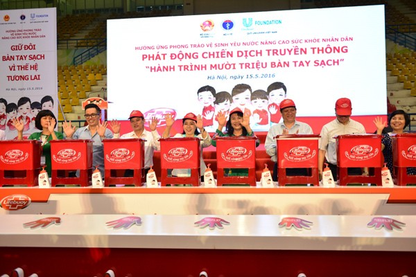 At the launching ceremony (Photo: SGGP)