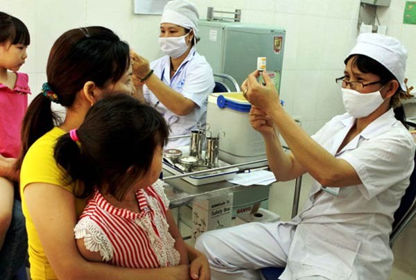 The inclusion of the vaccine into NEIP aims to ensure that kids are vaccinated when they are at one (Photo: SGGP)