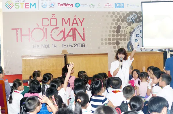 Khai mạc ngày hội khoa học cho học sinh