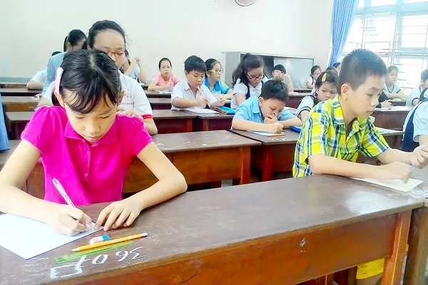 Cuộc đua vào lớp 6 - căng thẳng vì chỉ tiêu có hạn