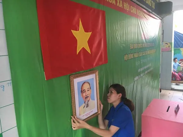 TPHCM tất bật công tác chuẩn bị cho ngày bầu cử ảnh 3