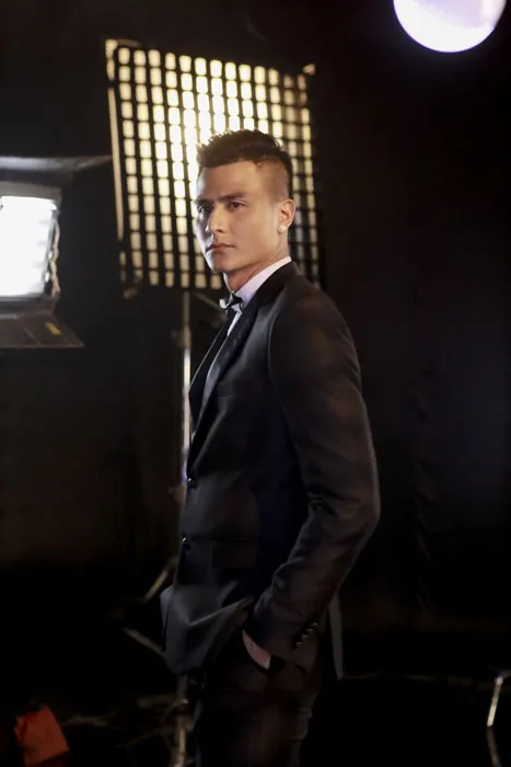 Hà Hồ, Phạm Hương, Lan Khuê đẹp hút hồn trong hậu trường The Face ảnh 8