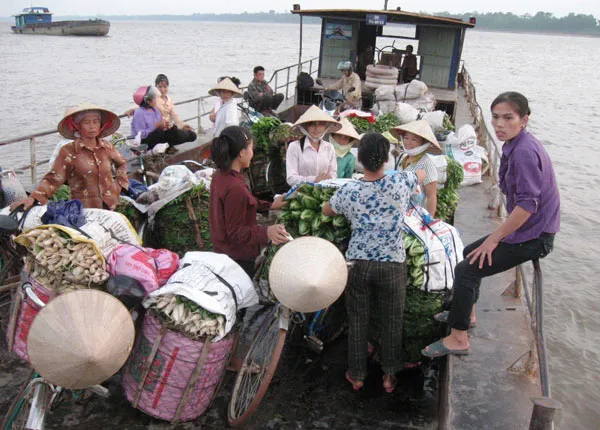 Nông dân khốn khổ vì tin đồn “nông sản bẩn”