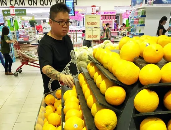 Cuộc đua trái cây nội, ngoại