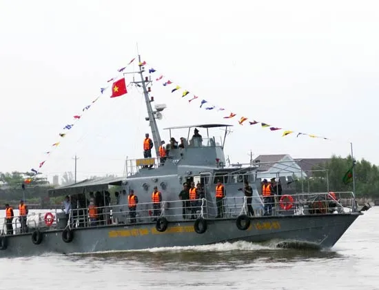 Cà Mau ra mắt tàu tuần tra biên phòng