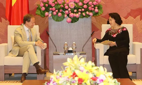 Chủ tịch Quốc hội Nguyễn Thị Kim Ngân tiếp Đại sứ, Trưởng phái đoàn Liên minh châu Âu