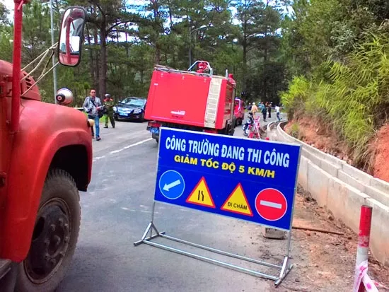 Tai nạn ở đèo Prenn: Ít nhất 7 người chết, hàng chục người bị thương ảnh 9