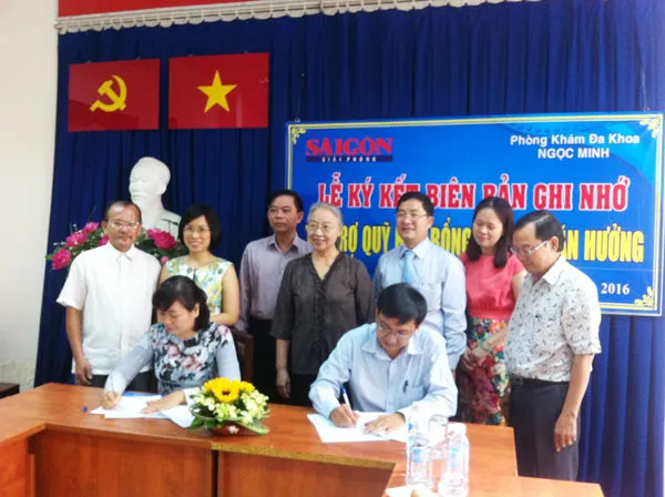 Phòng khám đa khoa Ngọc Minh tặng 5 học bổng toàn phần cho sinh viên y dược