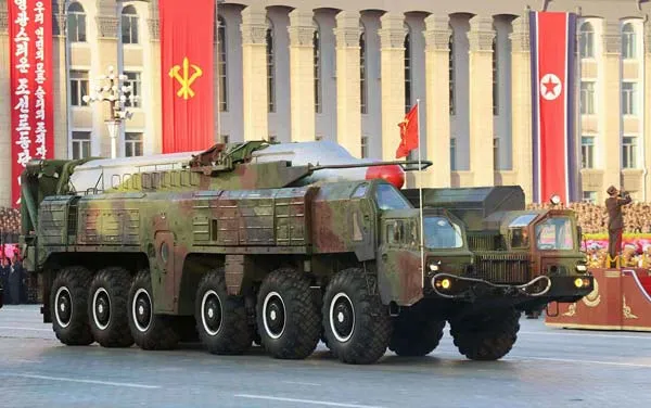 Triều Tiên phóng 2 tên lửa đạn đạo tầm trung