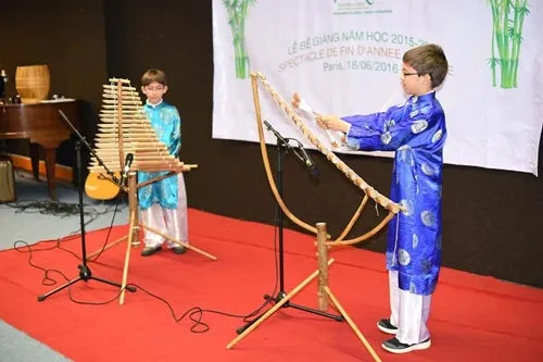 Mái nhà chung yêu thương