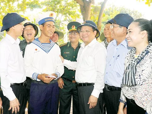 Thế trận lòng dân ở thành phố mang tên Bác