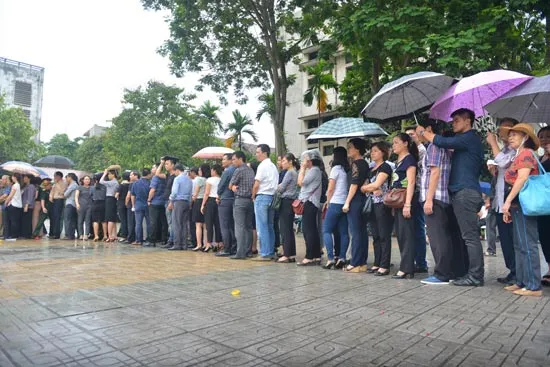 Nghẹn ngào tiễn biệt các đồng chí phi công và thành viên tổ bay CASA-212 ảnh 13