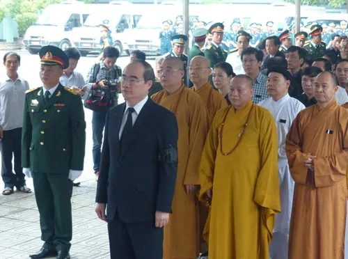 Nghẹn ngào tiễn biệt các đồng chí phi công và thành viên tổ bay CASA-212 ảnh 6