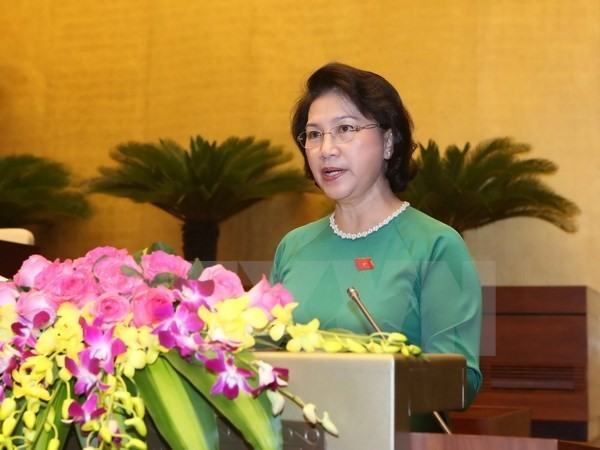 NA Chairwoman Nguyen Thi Kim Ngan presents proposals on candidates for the positions of NA Chair, Vice Chairs and members of the NA Standing Committee, the 14th tenure (Source: VNA)