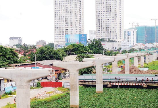 The construction site of the first metro route Ben Thanh-Suoi Tien in HCMC (Photo: SGGP)