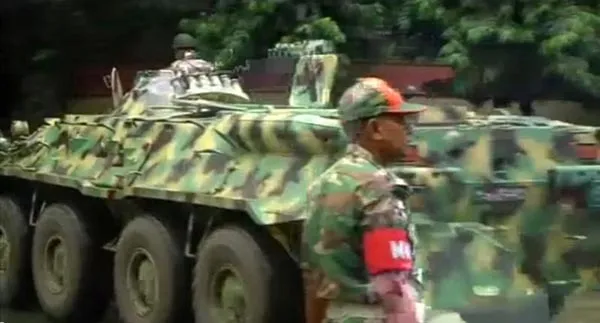 IS tấn công nhà hàng ở thủ đô Bangladesh, giết 20 người nước ngoài ảnh 2