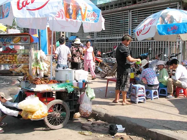 Thí điểm phường xã thanh tra an toàn thực phẩm: Vướng đủ thứ