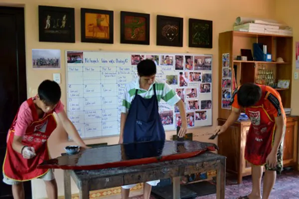 Sau những nét cọ chữa lành