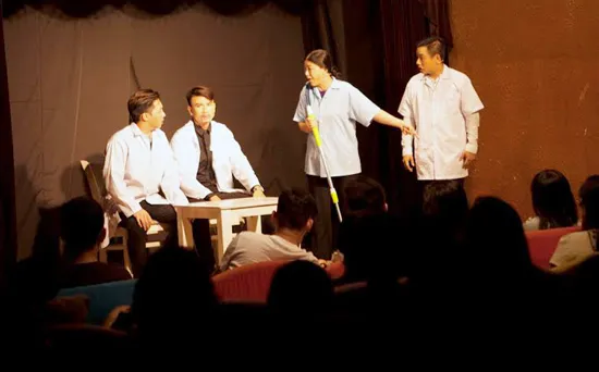 Quán quân Cười xuyên Việt gây sốt với kịch kinh dị hài