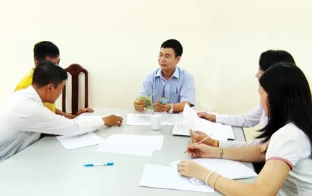 Doanh nghiệp đầu tiên hỗ trợ người dân nuôi cá