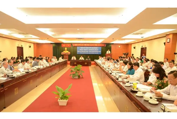 Trần Bạch Đằng - Người cộng sản kiên trung