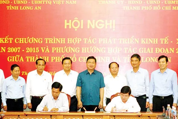 Bí thư Thành ủy TPHCM Đinh La Thăng: Cần cơ chế điều phối, liên kết vùng cụ thể