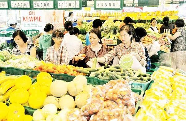 Kinh doanh thực phẩm an toàn: Người mua, kẻ bán đều lo